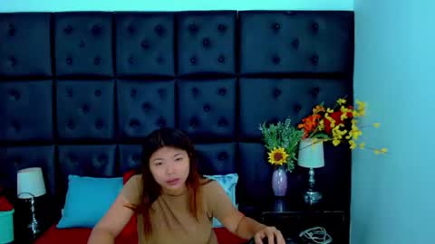Snapshot of iisalombardi chatting on 06.19.26 iisalombardi online show from 06.19.26