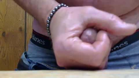 Snapshot of ijerkcum4u chatting on 03.10.25 hard4u online show from 03.10.25