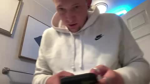 iknowuslut online show from 04.21.26