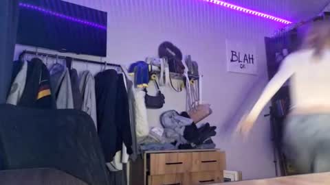 ShyLuna online show from 01.17.26