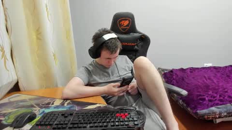 iliaskris online show from 12.15.25