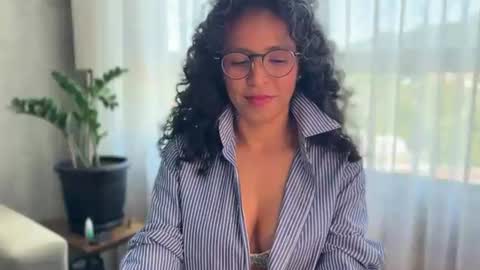 Kloe online show from 06.23.26