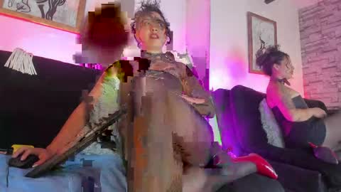 Snapshot of im_fer chatting on 04.06.26 Fernanda Ind. Model online show from 04.06.26