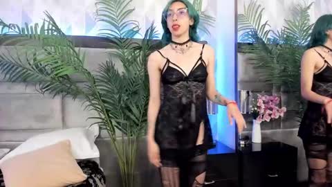 Snapshot of im_gaia chatting on 02.04.25 Im Gaia online show from 02.04.25