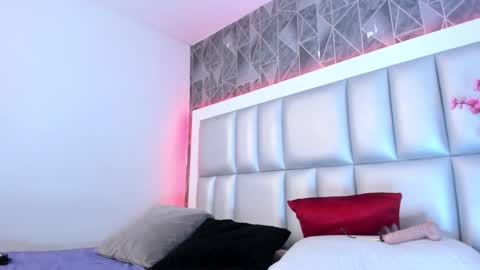 Snapshot of im_gaia chatting on 03.03.25 Im Gaia online show from 03.03.25