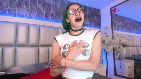 Snapshot of im_gaia chatting on 03.12.25 Im Gaia online show from 03.12.25