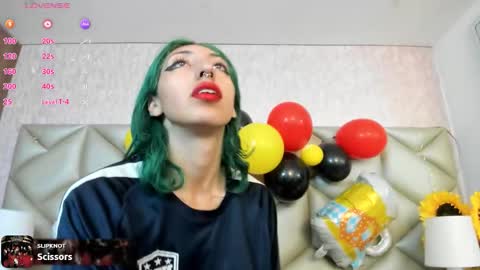 Snapshot of im_gaia chatting on 09.30.25 Im Gaia online show from 09.30.25