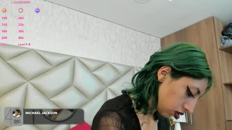 Snapshot of im_gaia chatting on 11.14.25 Im Gaia online show from 11.14.25