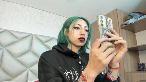 Snapshot of im_gaia chatting on 11.24.25 Im Gaia online show from 11.24.25