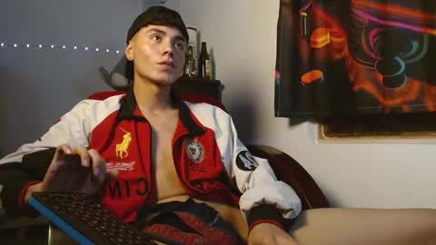 Snapshot of im_juanda chatting on 12.13.24 im_juanda online show from 12.13.24