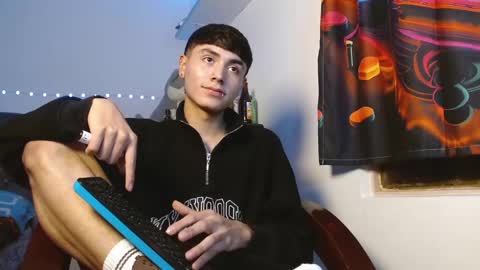 Snapshot of im_juanda chatting on 12.14.24 im_juanda online show from 12.14.24