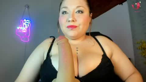 Snapshot of im_karoline chatting on 07.20.26 Karoline online show from 07.20.26