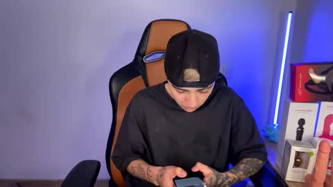 Laia online show from 02.15.25