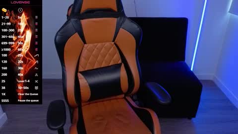 Laia online show from 10.26.25