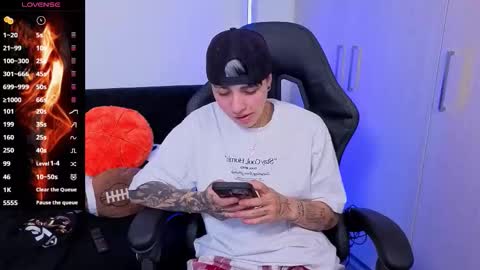 Laia online show from 11.28.25