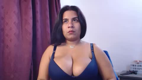Snapshot of im_madissonwell chatting on 10.03.25 im madissonwell online show from 10.03.25