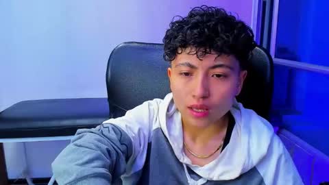 Snapshot of im_mathias chatting on 01.10.26 mathias online show from 01.10.26