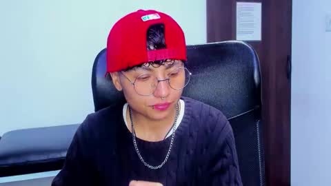 Snapshot of im_mathias chatting on 02.21.26 mathias online show from 02.21.26