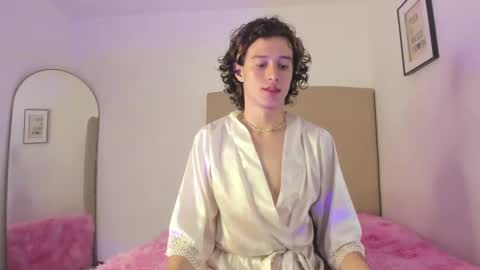 Snapshot of im_perseo_ chatting on 02.25.26 Perseo - Help me with 50 thumbs up online show from 02.25.26