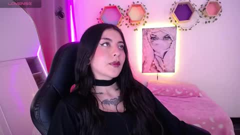 Snapshot of im_rosse_ chatting on 11.05.25 Jade Rosse online show from 11.05.25