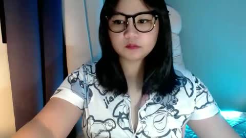 cherryl online show from 11.03.25