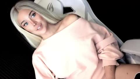 Candy Moore online show from 05.28.26