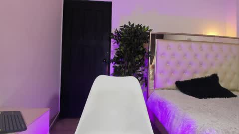 im_xandersmith online show from 04.12.26