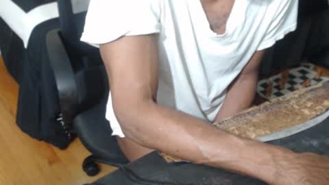 Imanlolo789   formerly known as Slimrodxxx  independent model online show from 12.11.24