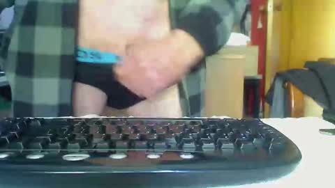 Aussie Guy online show from 10.31.25