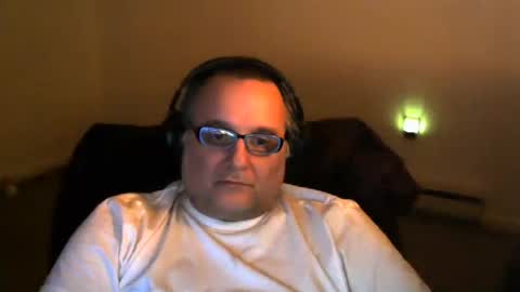 Snapshot of imkmac chatting on 10.19.25 Kel online show from 10.19.25