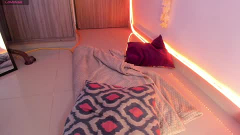 mia ---------  COL TIME online show from 12.11.24