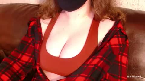 Miss Amelie online show from 11.18.25