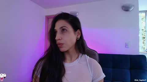 TAYLOR  online show from 01.18.26