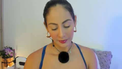Snapshot of imvickyrachell_ chatting on 09.23.25 imvickyrachell_ online show from 09.23.25