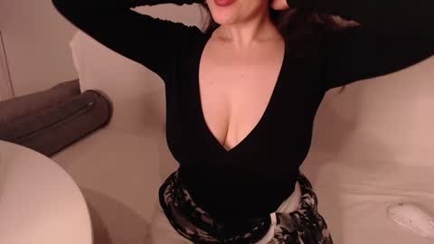 Lin online show from 11.24.25