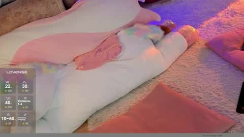  Dina  Help me reach 100 likes  online show from 06.25.26