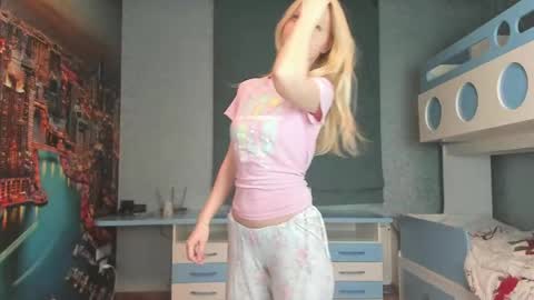 Masha online show from 04.14.26