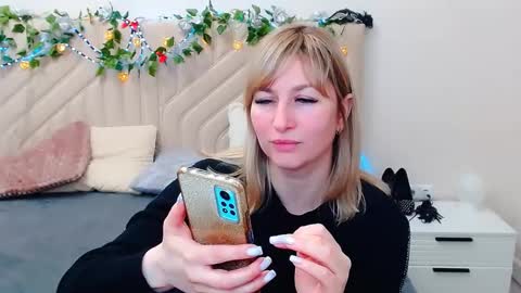 Snapshot of incredible_ariela chatting on 03.17.26 incredible_ariela online show from 03.17.26