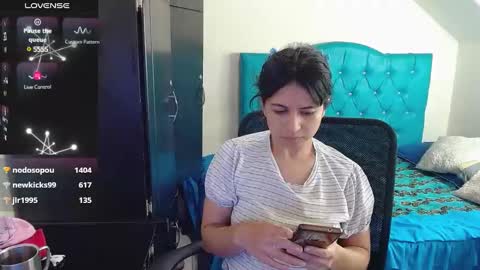 incubus_couple1 online show from 01.05.25