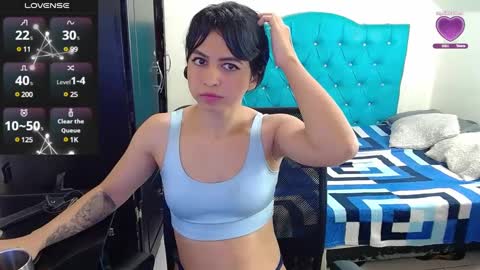 incubus_couple1 online show from 01.22.25