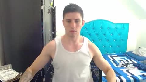 incubus_couple1 online show from 02.03.25