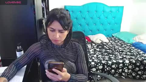 incubus_couple1 online show from 02.10.25