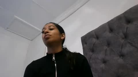 indanbella19 online show from 06.04.26