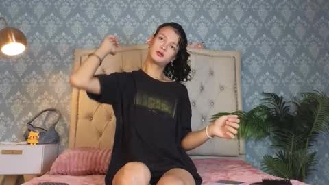 Snapshot of indi_rave chatting on 01.07.26 INDI online show from 01.07.26