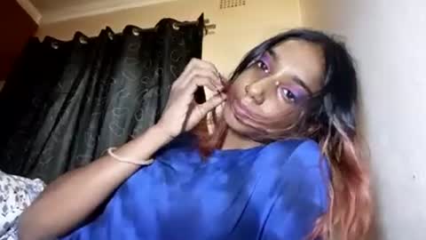 Snapshot of indian_succubus chatting on 06.19.26 Perky baby online show from 06.19.26