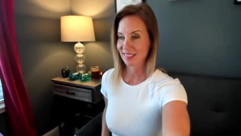 IndianaCooper - Showtimes - Mon-Fri 12pm and 930PM CST SatSun 930pm CST online show from 09.09.25