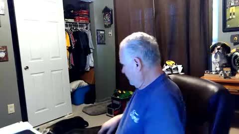 Papa online show from 11.21.25