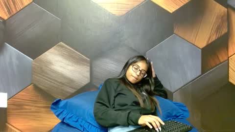 Snapshot of indianarmani chatting on 02.01.25 Armani online show from 02.01.25