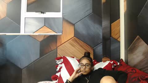 Snapshot of indianarmani chatting on 02.05.25 Armani online show from 02.05.25