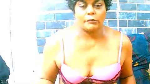 Snapshot of indiancherrypie chatting on 12.17.24 indiancherrypie online show from 12.17.24